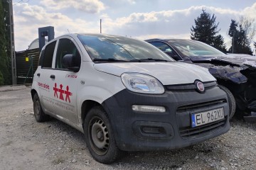 2016r, 1 2 Benzyna. Uszkodzony lewy przód. VAT 23% brutto