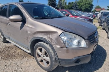 2008r, 1.5 DCI. Lekko przetarty prawy bok. Jeździ.